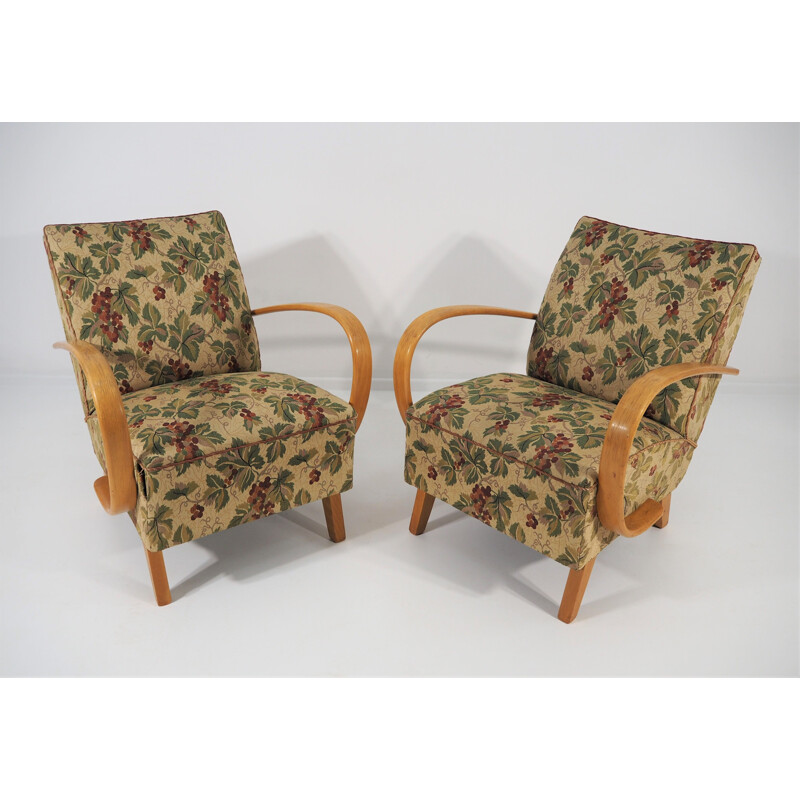 Vintage Art Deco pair of Lounge Chairs by Jindřich Halabala, 1950s