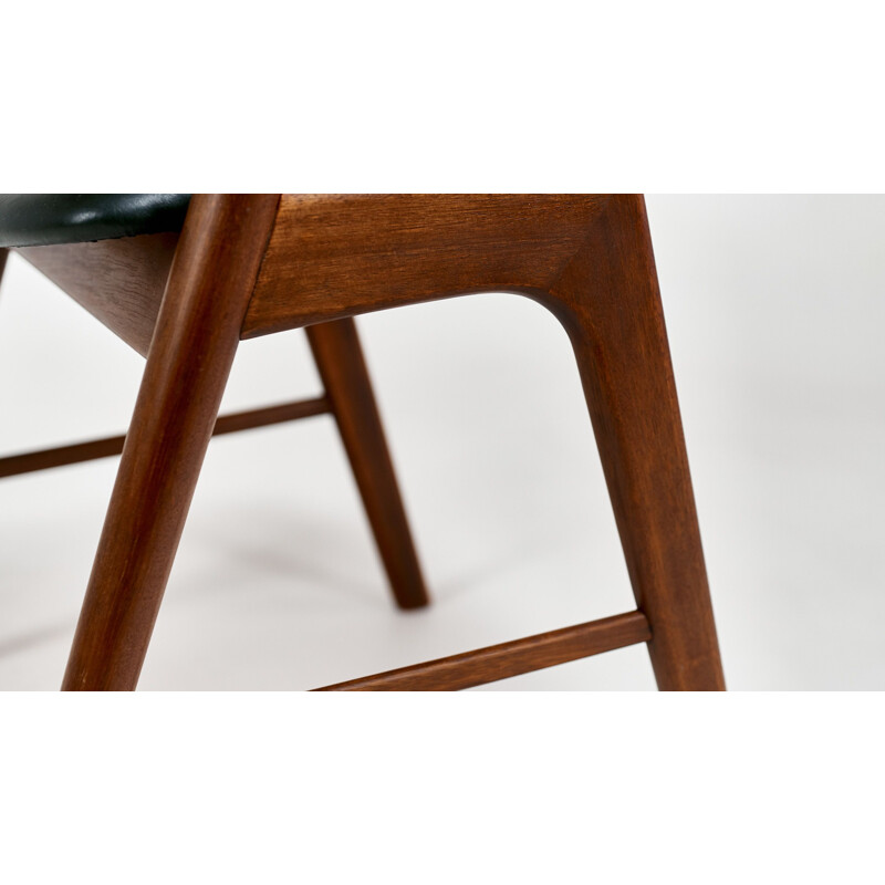 Vintage chair model 32 by Kai Kristiansen for Korup Stolefabrik