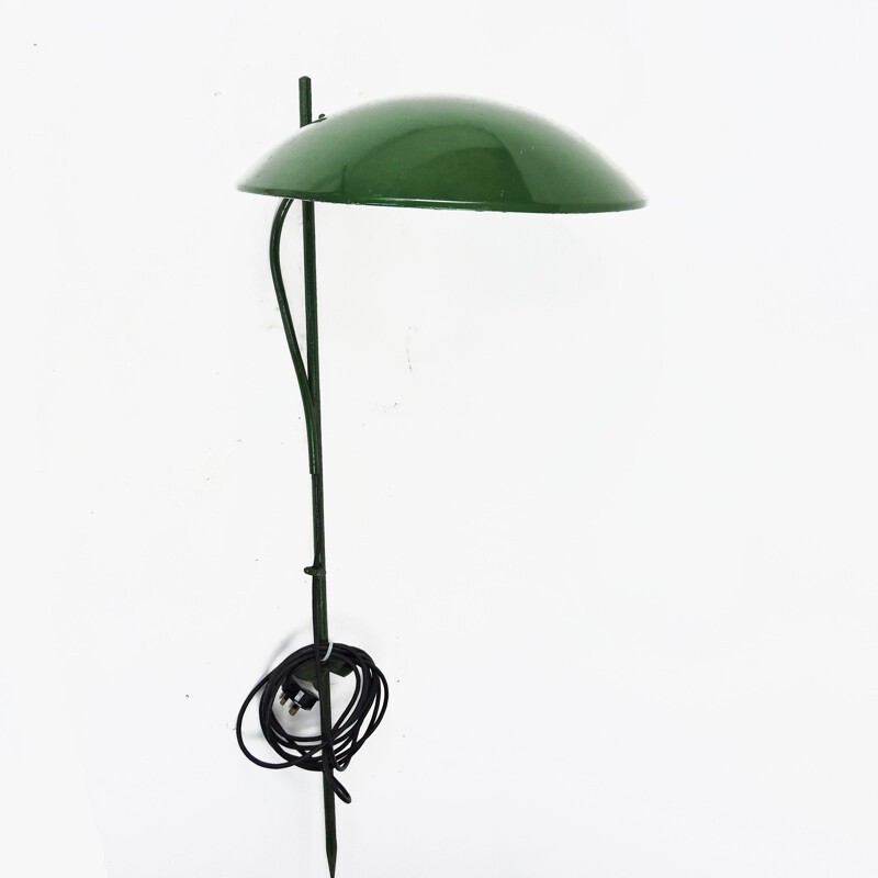 Lámpara de pie vintage de cúpula verde, Portugal 1970