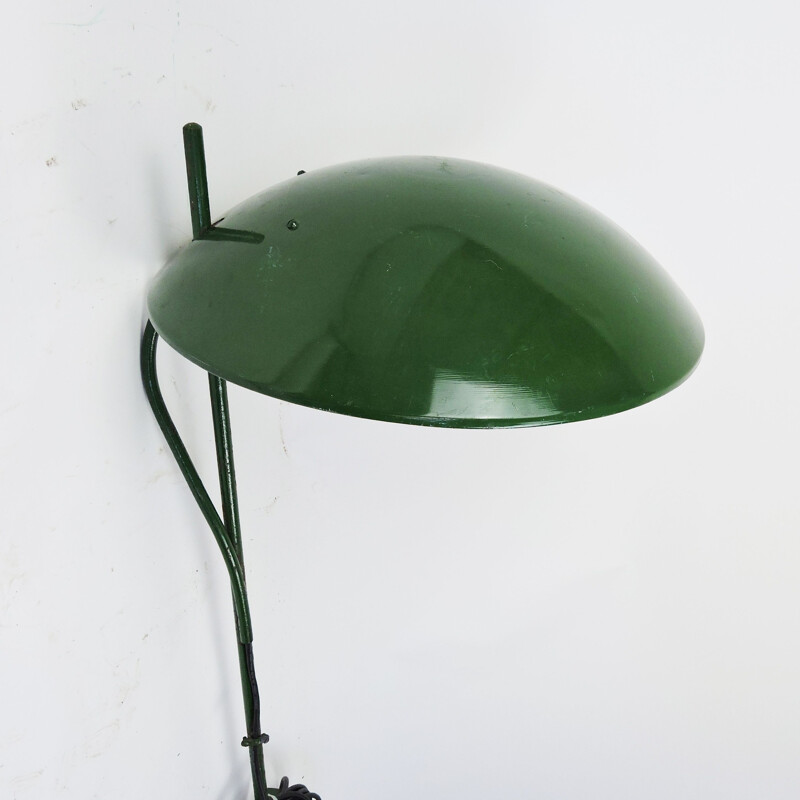 Lámpara de pie vintage de cúpula verde, Portugal 1970