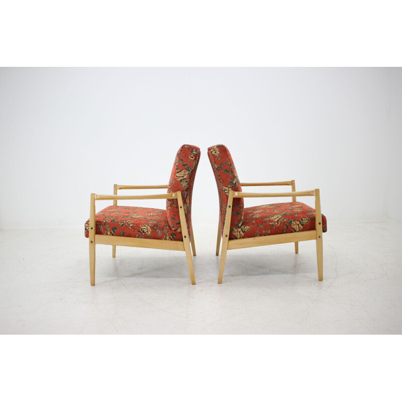 Vintage pair of lounge chairs with floral pattern, Czechoslovakia, 1970s