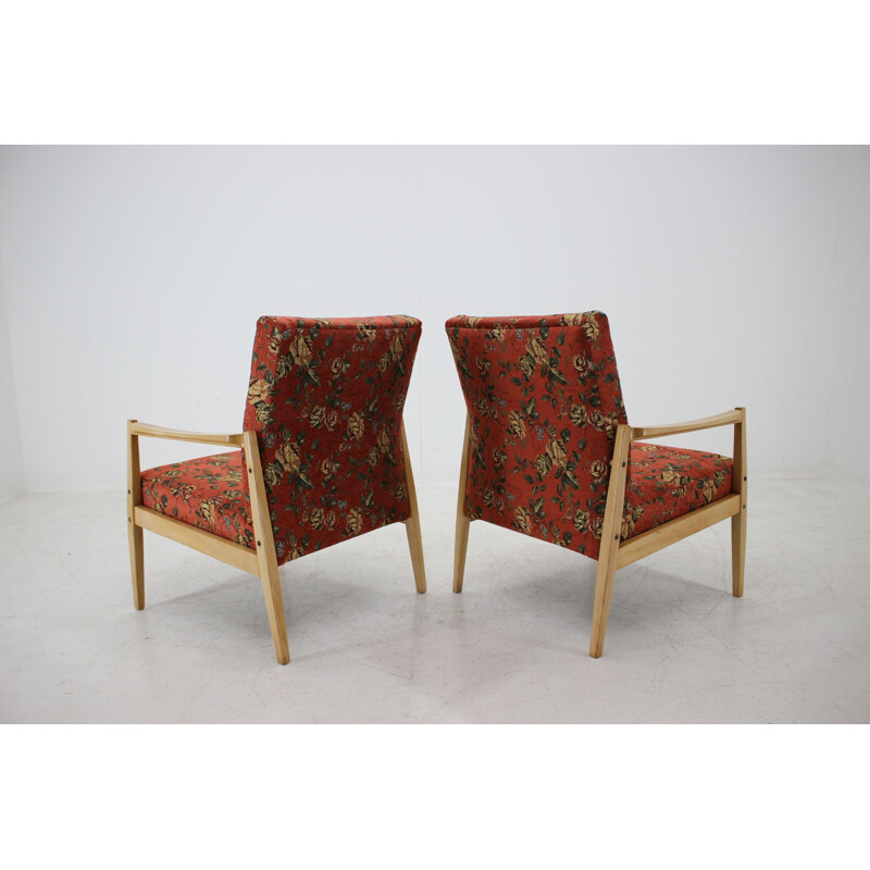 Vintage pair of lounge chairs with floral pattern, Czechoslovakia, 1970s