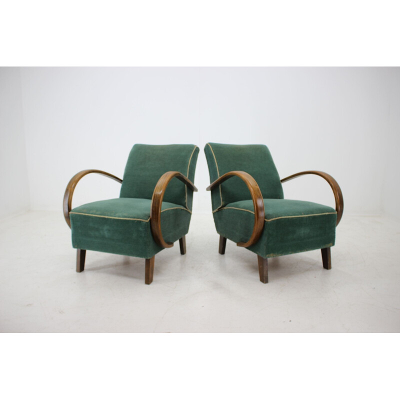 Vintage pair of armchairs by Jindřich Halabala, 1950