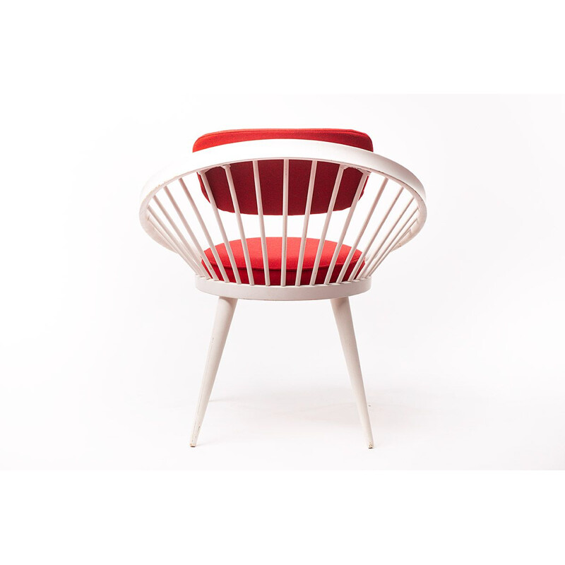 Vintage white and red chair Circle Chair  by Yngve Ekstrõm, 1950