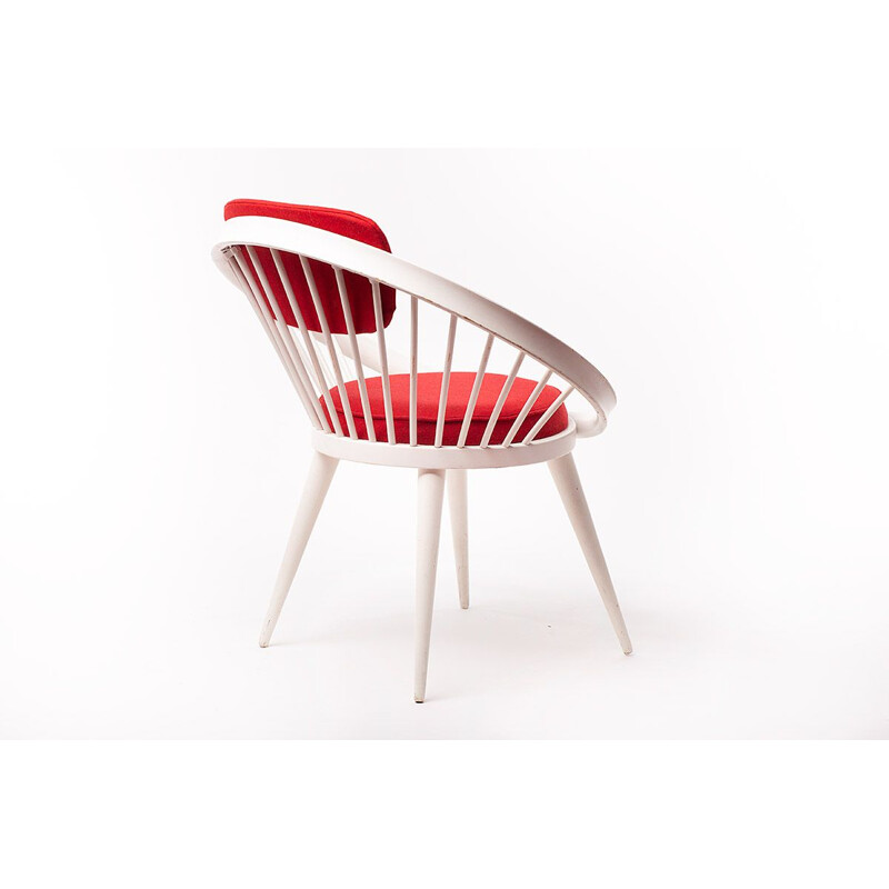 Vintage white and red chair Circle Chair  by Yngve Ekstrõm, 1950