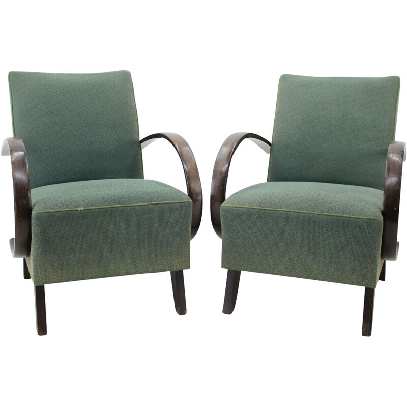 Vintage Pair of armchairs by Jindřich Halabala, 1960