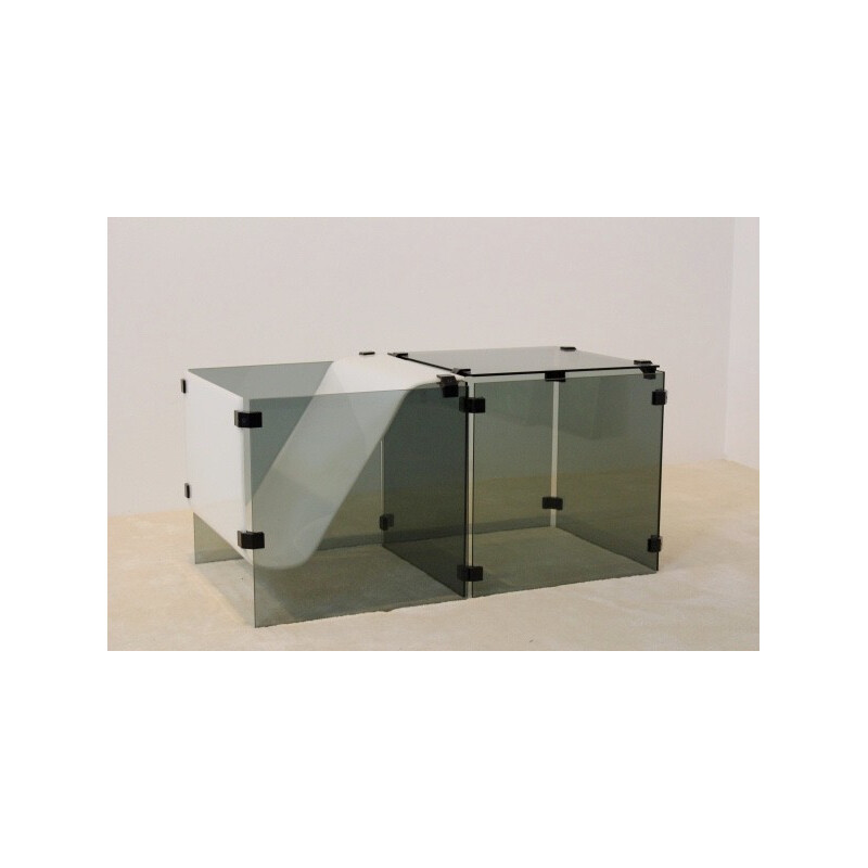 Paire de tables cubistes en verre, métal et plastique - 1960