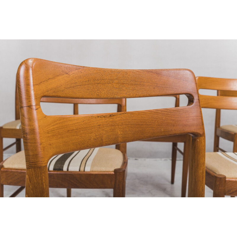 Set of 6 vintage teak chairs by H. W. Klein for Bramin