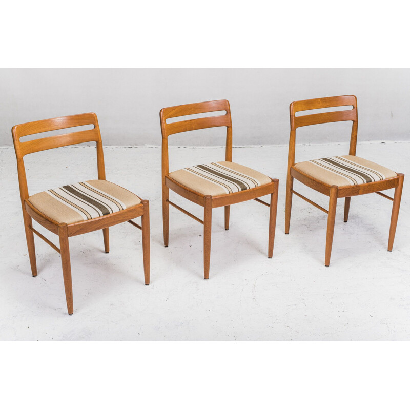 Set of 6 vintage teak chairs by H. W. Klein for Bramin