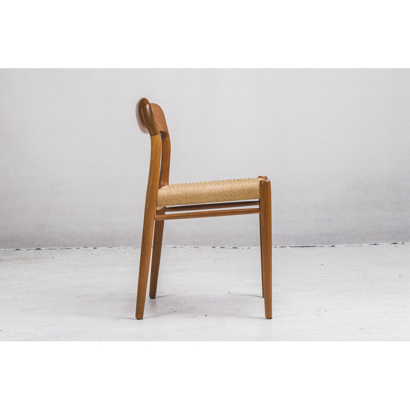 Vintage model 75 chair by Niels Otto Møller for J. L. Møllers, 1960