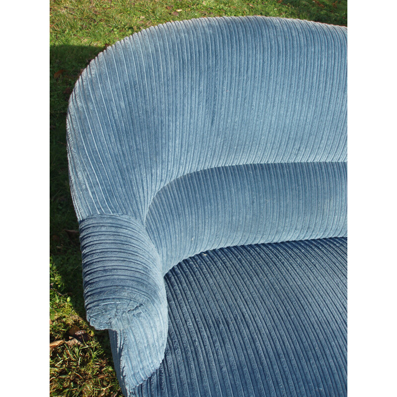 Vintage 2-seater blue velvet sofa