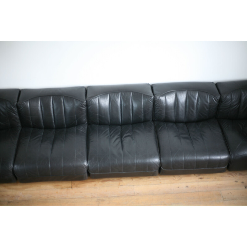 Vintage modular black leather sofa Arflex by Tito Agnoli