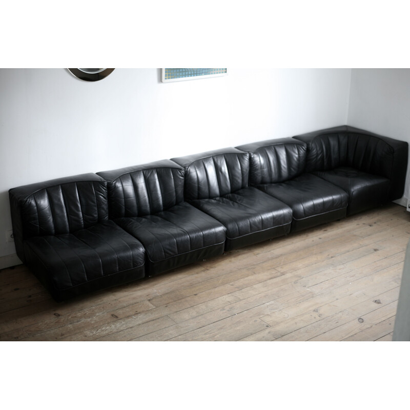 Vintage modular black leather sofa Arflex by Tito Agnoli