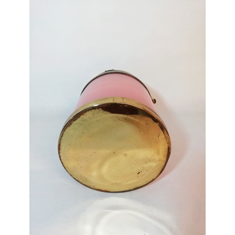 Sceau vintage en méthacrylate rose et métal doré