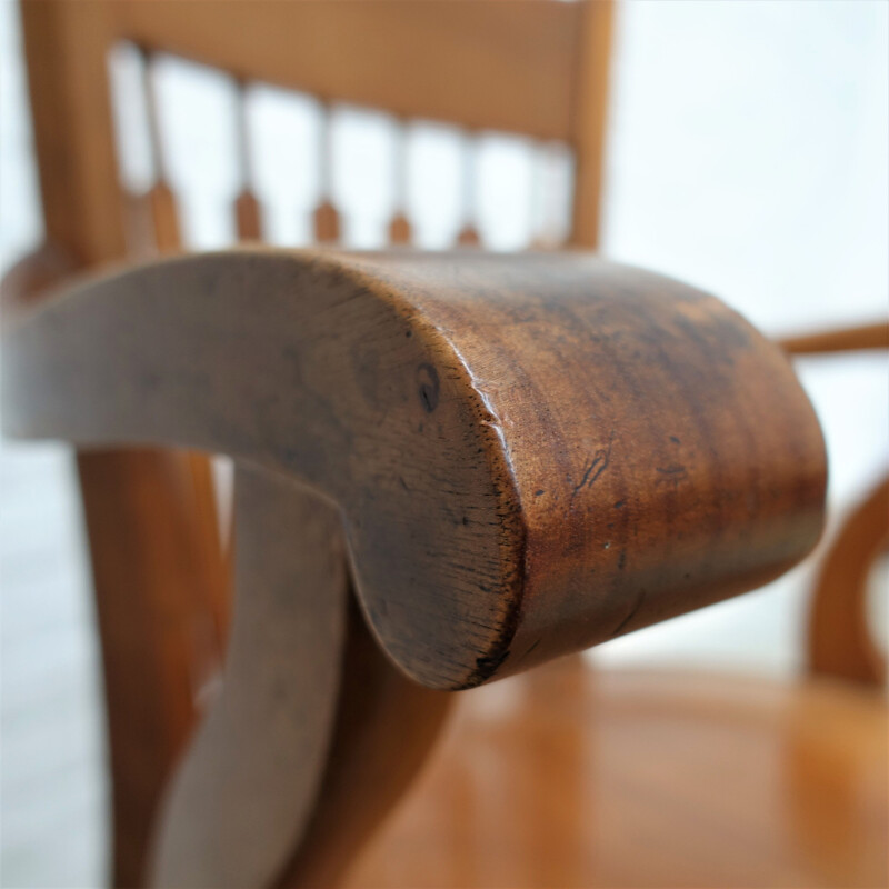 Vintage captain's chair in oak wood, England