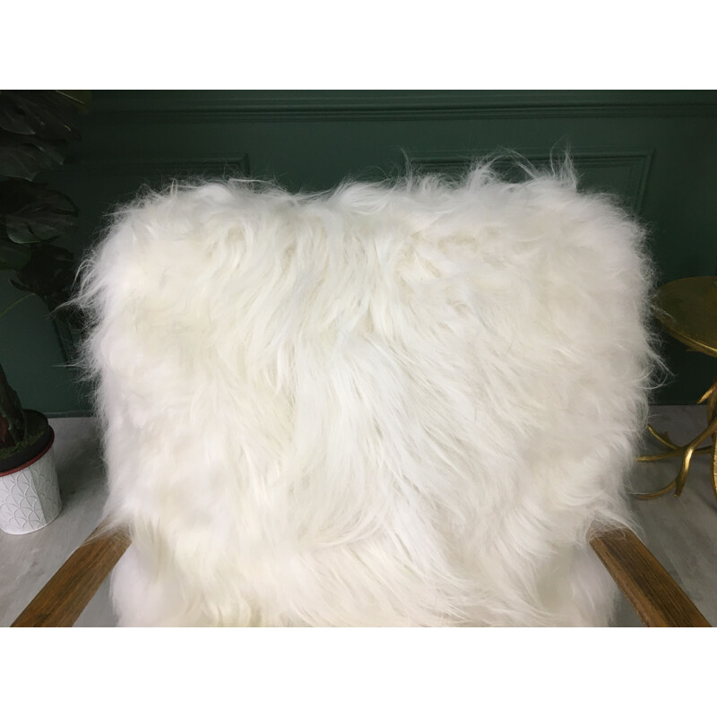 Vintage Art Deco White Sheepskin and wood Armchair by Jindrich Halabala, 1930s