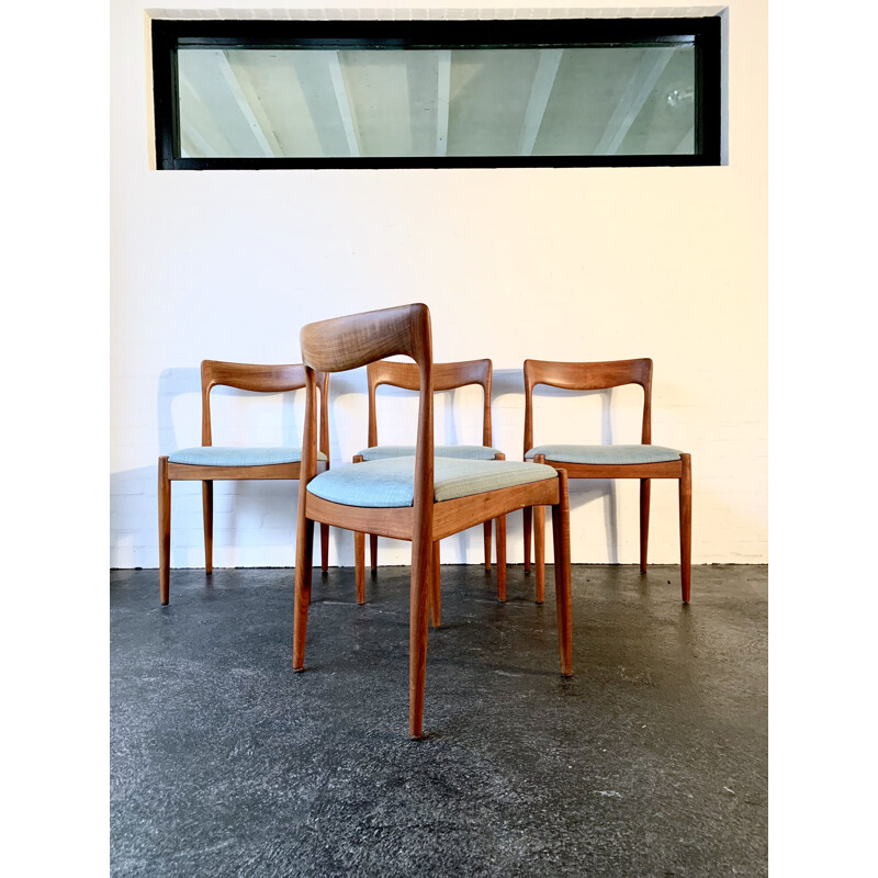 Set of 4 dining chairs by Arne Vodder for Vamø
