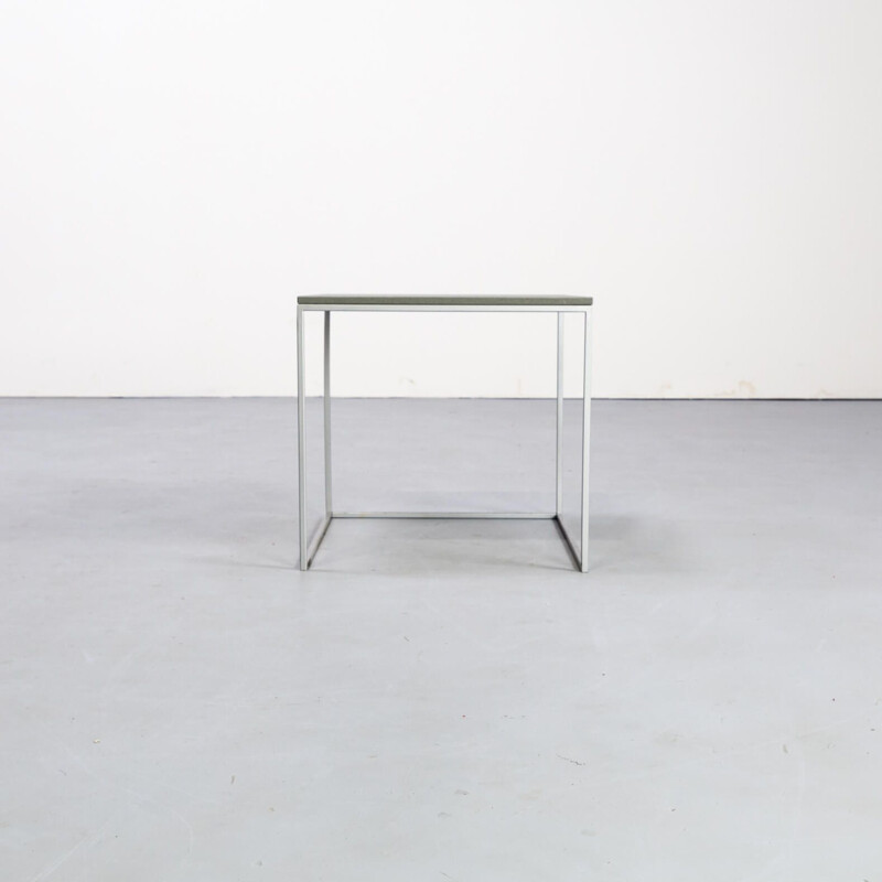 Ensemble de 2 tables d'appoint carrées à cadre en aluminium