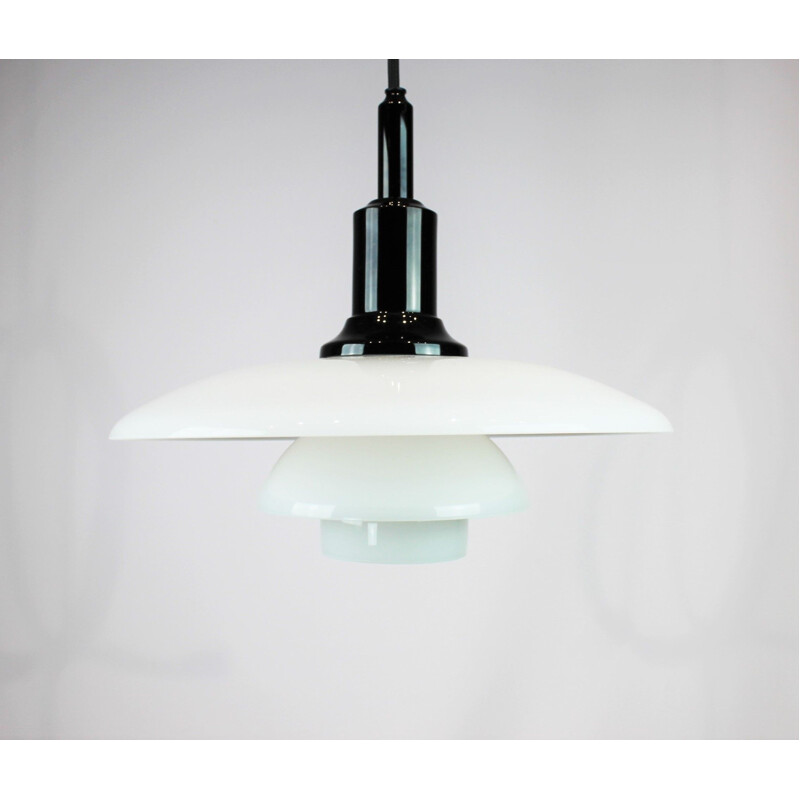 Vintage PH 32 pendant by Poul Henningsen for Louis Poulsen. 