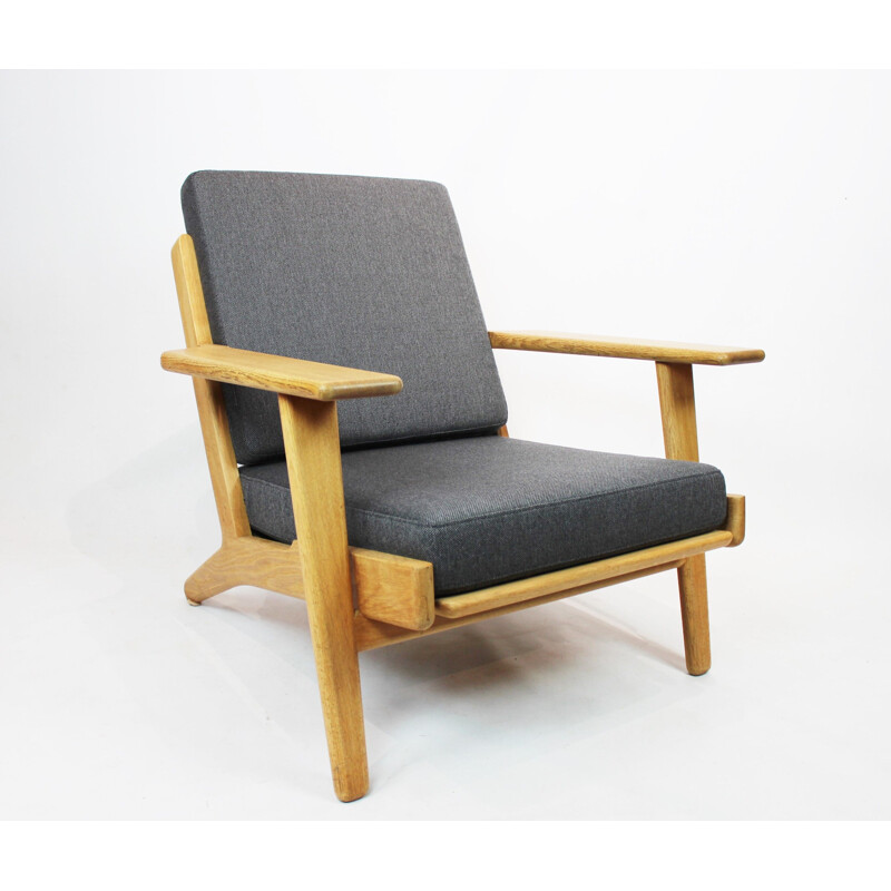 Vintage armchair, model GE290 by Hans J. Wegner for GETAMA 1960s