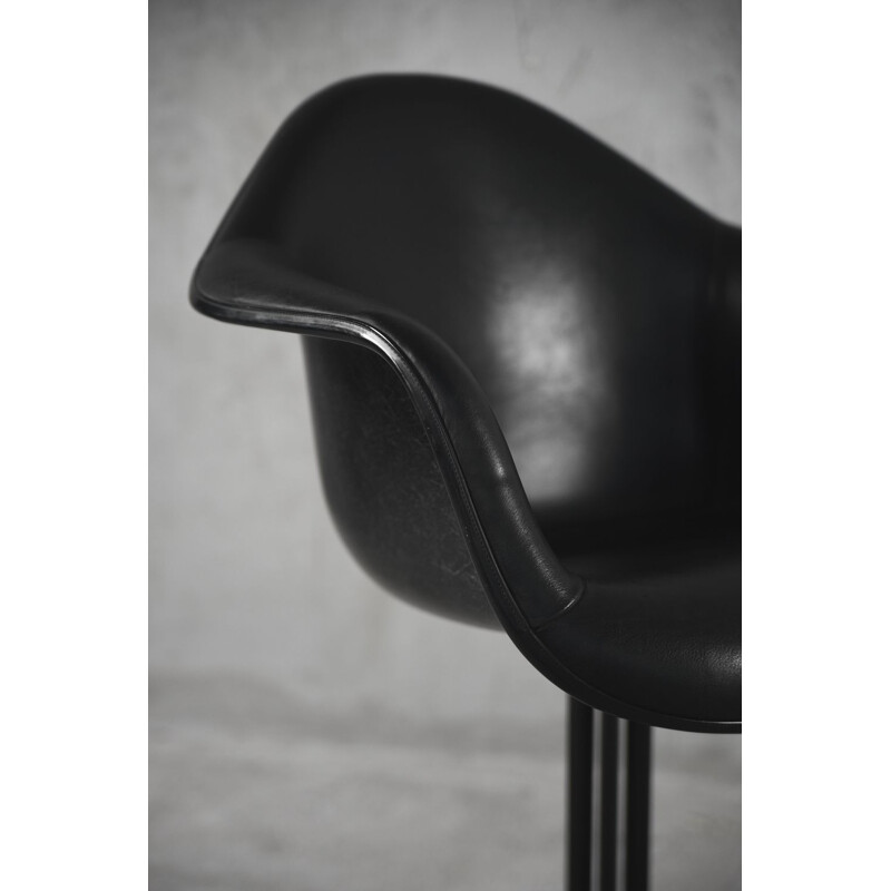 Vintage pair of black 1730 "La Fonda chairs" by Charles & Ray Eames for Herman Miller, 1960s