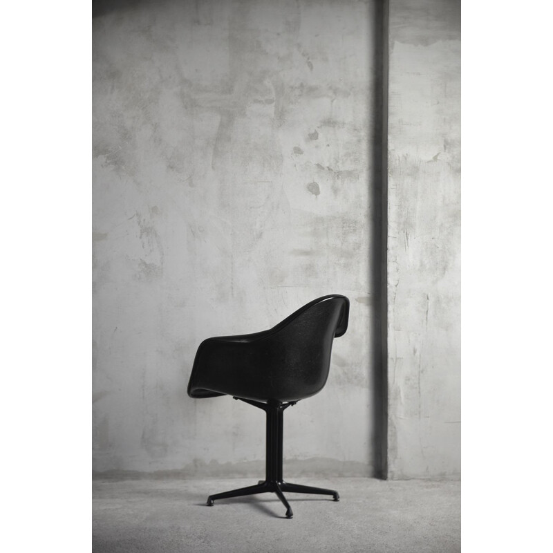 Vintage pair of black 1730 "La Fonda chairs" by Charles & Ray Eames for Herman Miller, 1960s